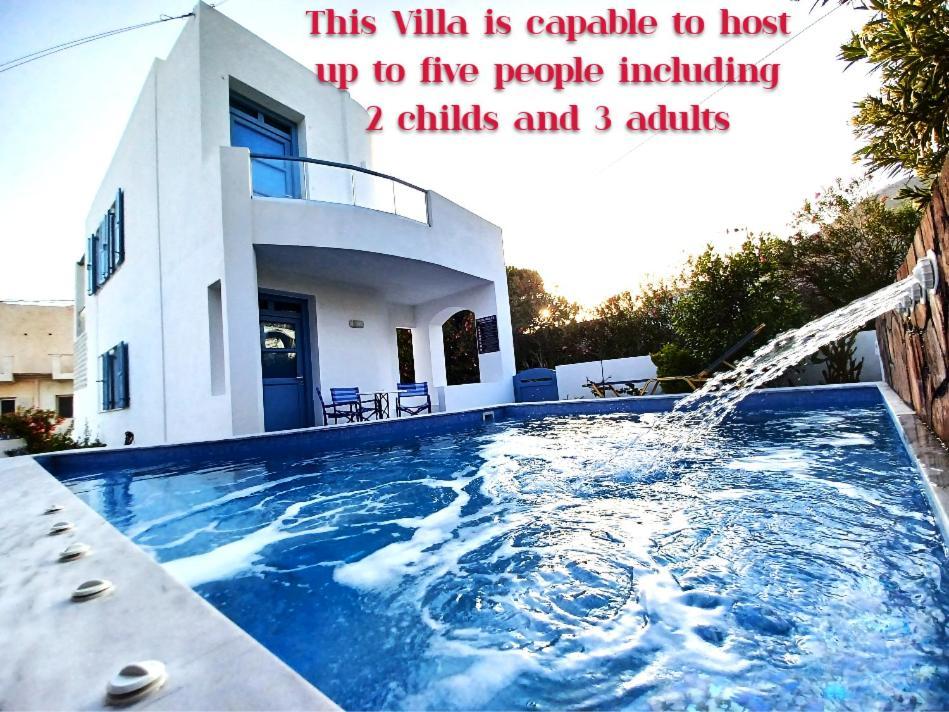 Located By The Sea One Beachfront Private Captain Lazaros Pool Villa With Loft In 750Sqm Spacious Private Plot-Jacuzzi-Sunrelax-Furnished Terace-Gazebo-Private Parking,Sleep 3 Adults And 2 Children, Just Steps From The Black Beach-Seaview Perissa  Zewnętrze zdjęcie
