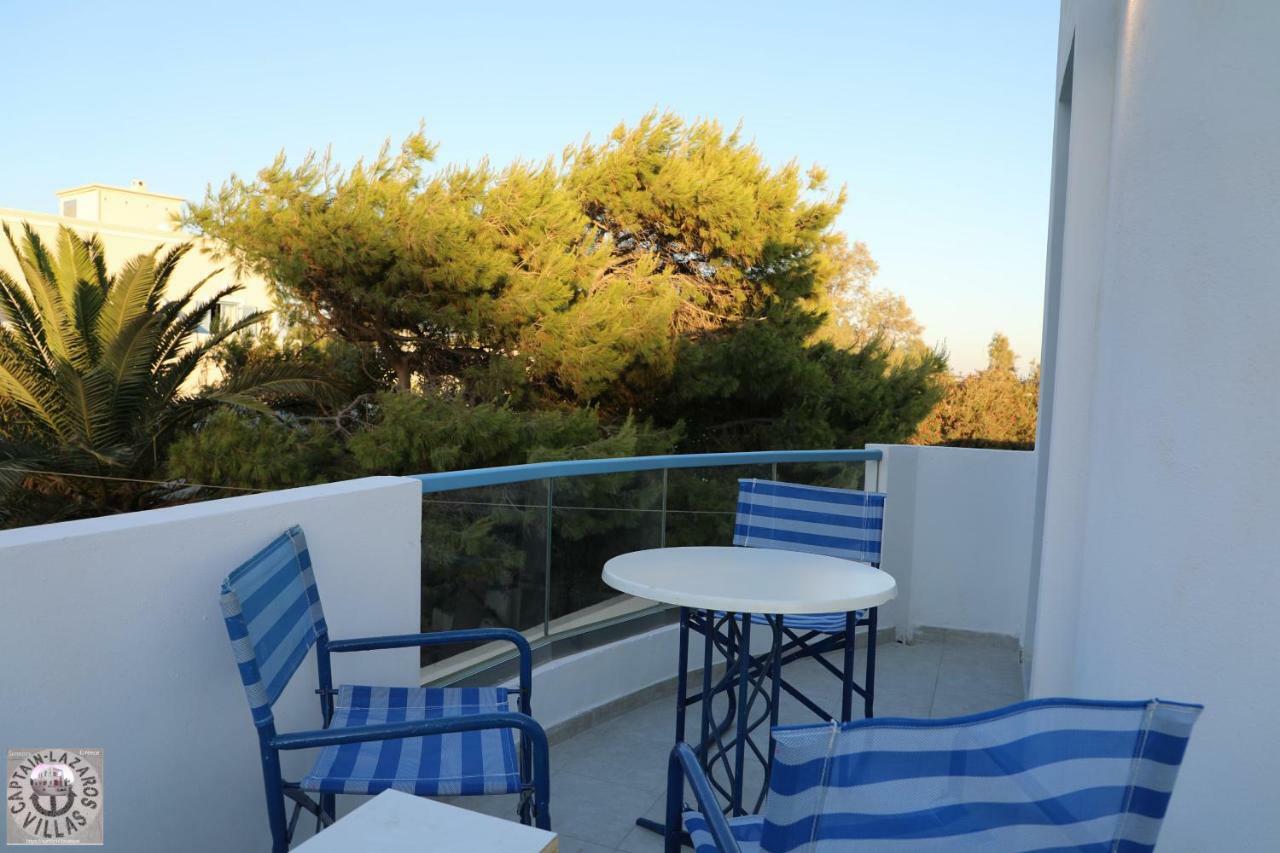 Located By The Sea One Beachfront Private Captain Lazaros Pool Villa With Loft In 750Sqm Spacious Private Plot-Jacuzzi-Sunrelax-Furnished Terace-Gazebo-Private Parking,Sleep 3 Adults And 2 Children, Just Steps From The Black Beach-Seaview Perissa  Zewnętrze zdjęcie