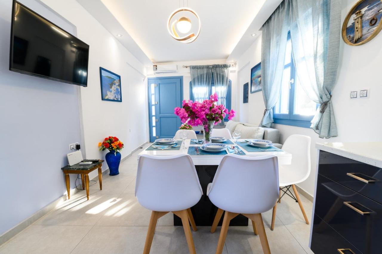 Located By The Sea One Beachfront Private Captain Lazaros Pool Villa With Loft In 750Sqm Spacious Private Plot-Jacuzzi-Sunrelax-Furnished Terace-Gazebo-Private Parking,Sleep 3 Adults And 2 Children, Just Steps From The Black Beach-Seaview Perissa  Zewnętrze zdjęcie